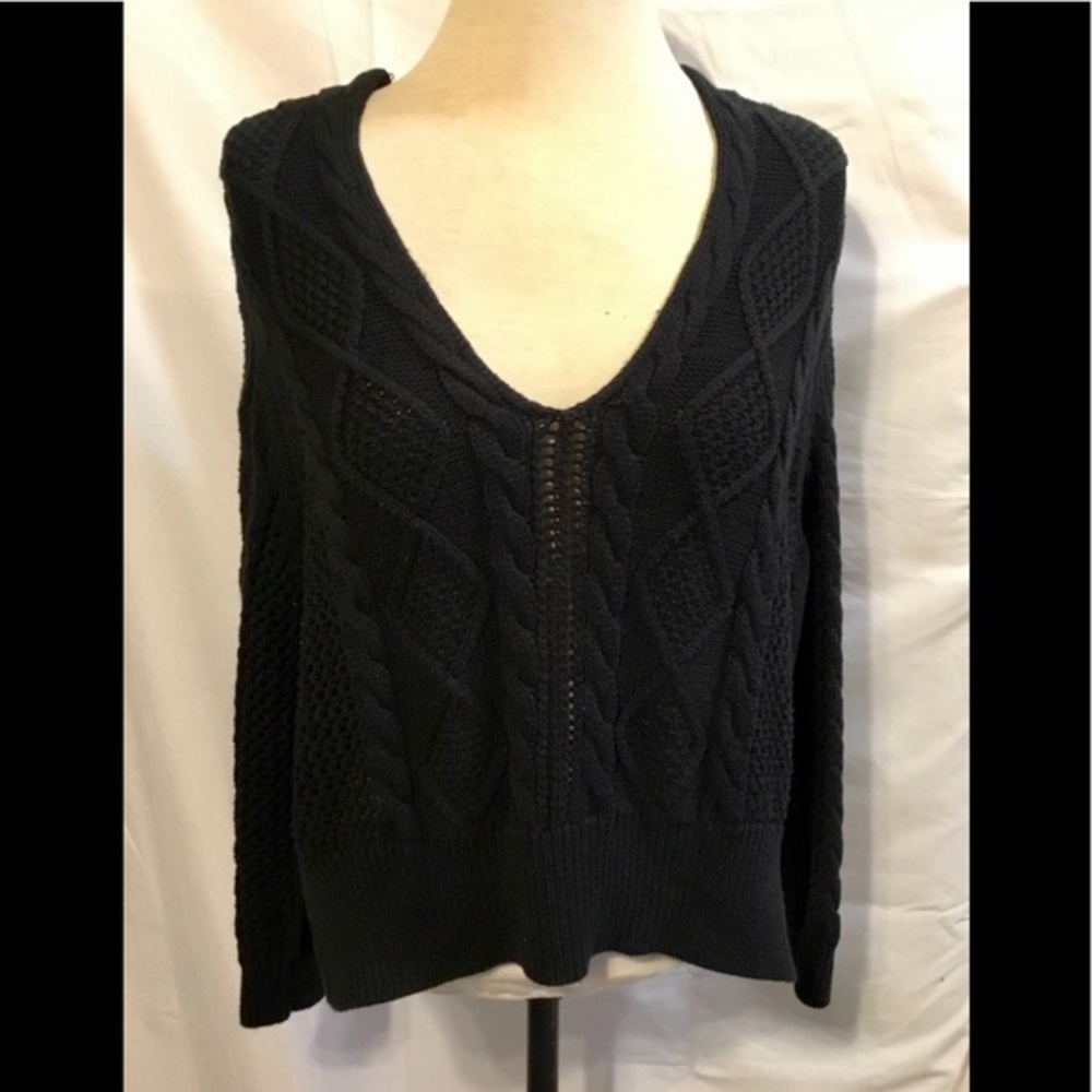 Studio Pasha Black V Neck Cropped Sweater